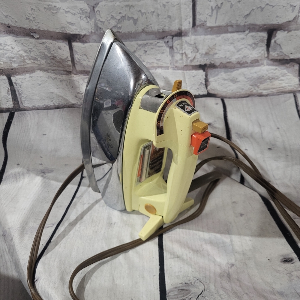 Vintage Sunbeam Electric Iron